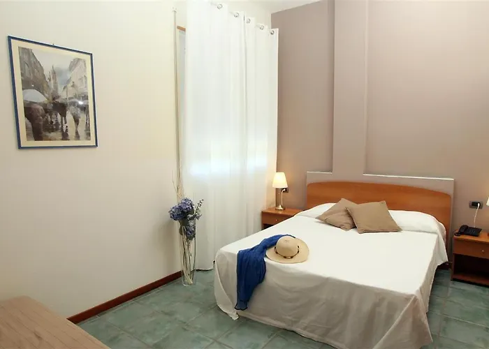 Stella Maris فندق